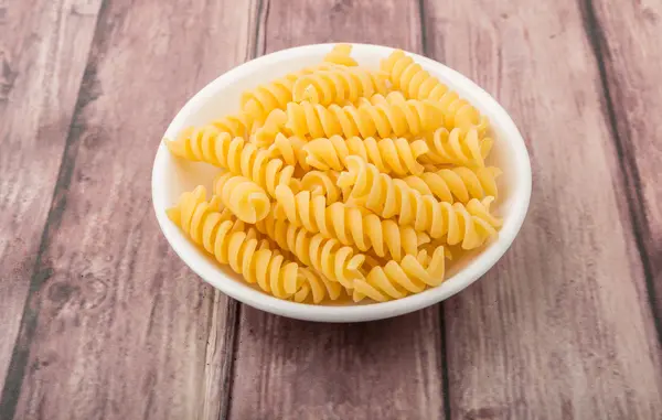 말린된 Fusilli 파스타 — 스톡 사진