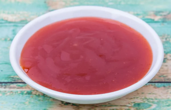 Chili Sauce In White Bowl — Stock Photo, Image