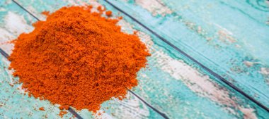 Kırmızı acı biber