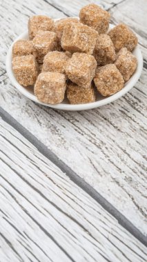 Kahverengi şeker kamışı şeker