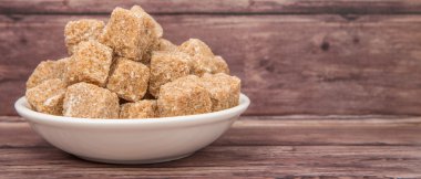 Kahverengi şeker kamışı şeker