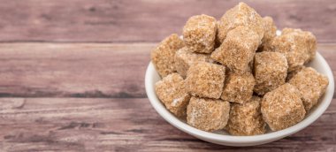 Kahverengi şeker kamışı şeker