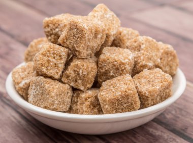 Kahverengi şeker kamışı şeker