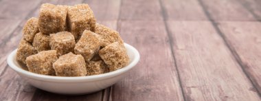 Kahverengi şeker kamışı şeker