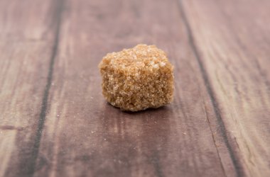 Kahverengi şeker kamışı şeker