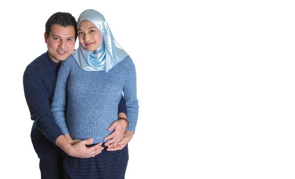 Молодая мусульманская пара — стоковое фото