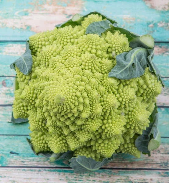 Romanesco Broccoli Or Roman Cauliflower — Stock Photo, Image