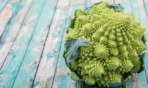 Romanesco μπρόκολο ή κουνουπίδι Ρωμαϊκή — Φωτογραφία Αρχείου