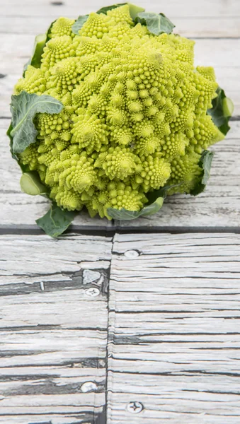 Romanesco brokoli atau Romawi kembang kol — Stok Foto
