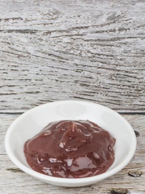 Ahududu lor beyaz kase