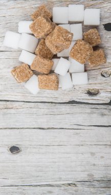 kahverengi ve beyaz şeker cubes