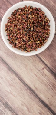 Sichuan biber beyaz kase