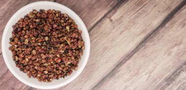 Sichuan biber beyaz kase