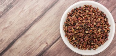 Sichuan biber beyaz kase