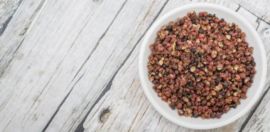 Sichuan biber beyaz kase