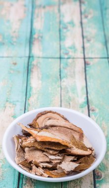 kurutulmuş porçini mantarı