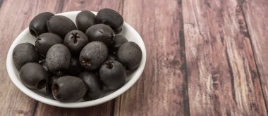 Salamura Siyah Zeytin