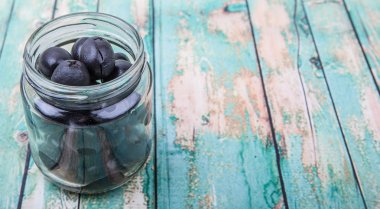 Salamura Siyah Zeytin