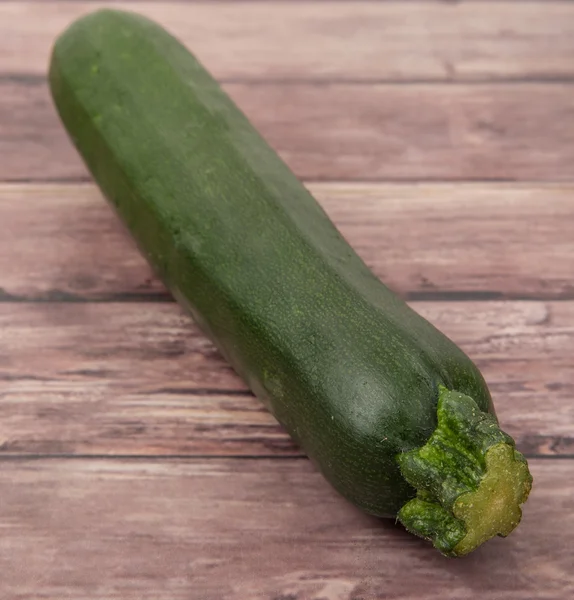 Groene courgette plantaardige — Stockfoto