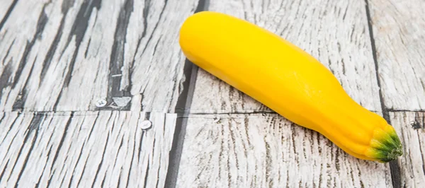 Calabacín amarillo vegetal —  Fotos de Stock