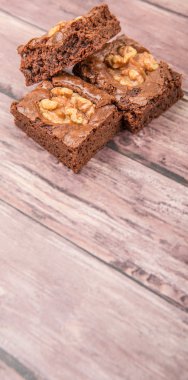 Ceviz çikolatalı kek