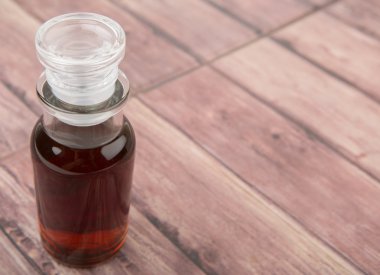 Akçaağaç sirke cam şişe