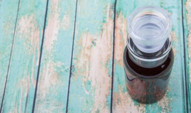 Akçaağaç sirke cam şişe