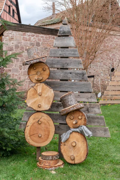 Houten Sneeuwpop Dennenboom Vormige Noel Decoraties Tuin — Stockfoto