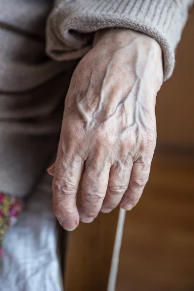 Closeup wrinkled hand — Stock Photo, Image