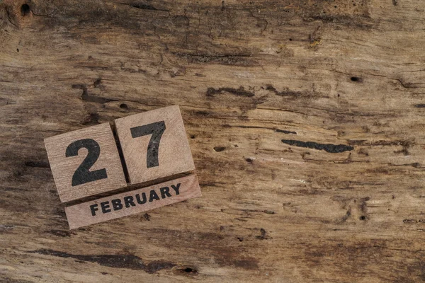 Calendario cubo para febrero en madera — Foto de Stock