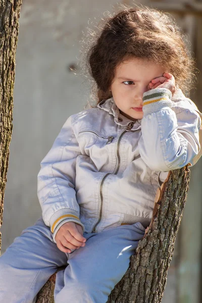 Portret smutny baby girl — Zdjęcie stockowe