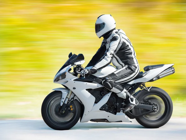 Dynamischer Motorradrennen — Stockfoto