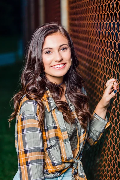 Mujer adolescente chica pelo estilo moda retrato . — Foto de Stock