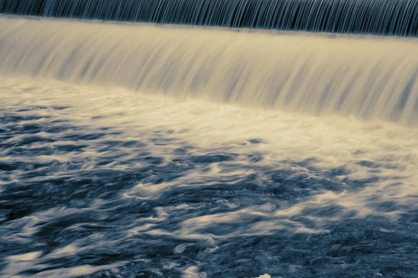 Barragem de longa exposição — Fotografia de Stock