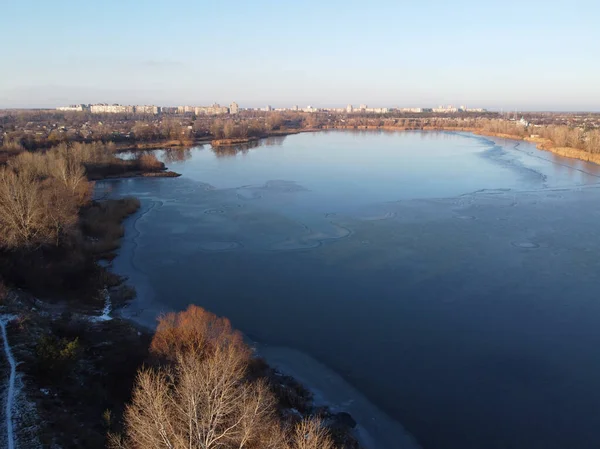 Winterlandschap Vanaf Een Hoogte Ijzige Lucht Ijs Rivier Rivier Winter — Stockfoto