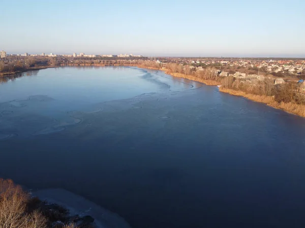 Winterlandschap Vanaf Een Hoogte Ijzige Lucht Ijs Rivier Rivier Winter — Stockfoto