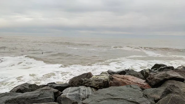 Vlny Moři Mořská Pěna Břeh Vlny Bouře Oceánu — Stock fotografie