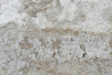 Buzda desen var. Buzlu cam doğal desen yakın çekim. Kış penceresinde buz ve güneş. Pencere yüzeyinde siyah ve beyaz buz deseni var. Tasarım için soyut arkaplan ve doku. Soyut Buz dokusu Kış arkaplanı