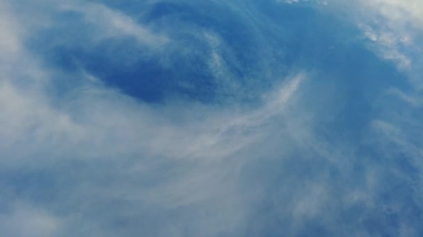 Hermosas Nubes Cirros Cielo Cielo Azul Con Nubes — Vídeo de stock