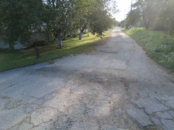 Strada Rurale Asfalto Cattivo Strada Nel Villaggio — Foto Stock