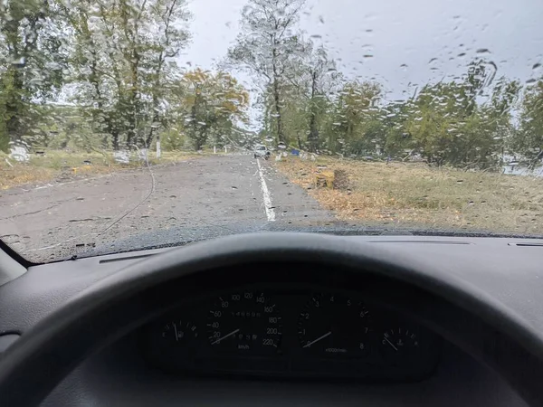 Gotas Lluvia Cristal Del Coche Dentro Del Coche Bajo Lluvia —  Fotos de Stock