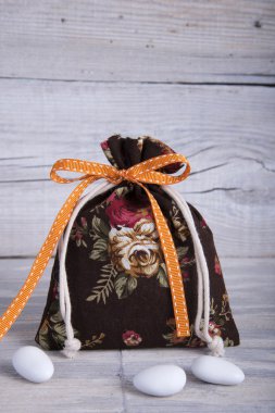 Kumaş çanta düğün iyilik