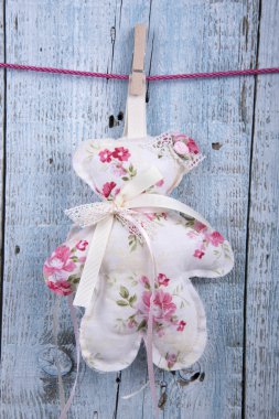 Dekoratif yastık şeklinde oyuncak ayı