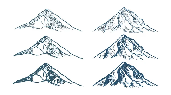 Reihe von Berggipfeln, Jahrgang, alt aussehende Hand gezeichnet, Skizze, verschiedene Versionen zum Wandern, Klettern. Vektor — Stockvektor