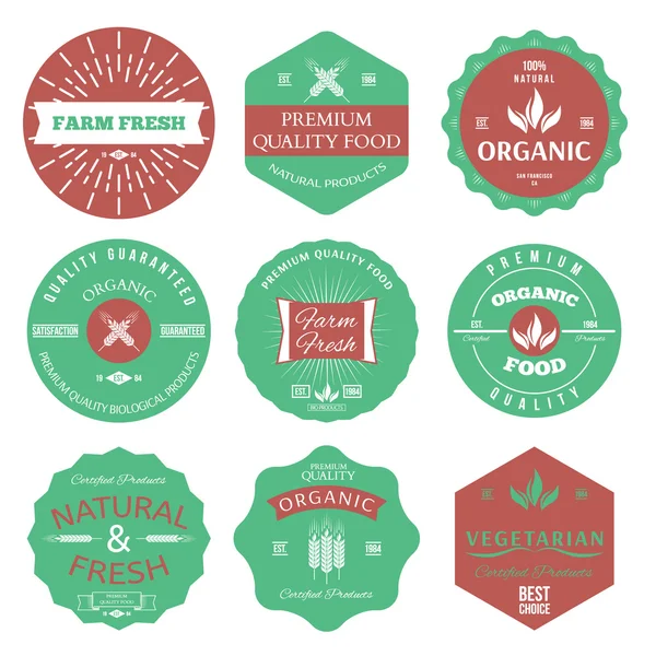 Labels en badges voor biologische — Stockvector