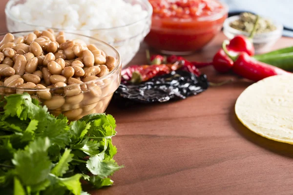 Pinto Beans and Cilantro Horizontal — Stock Photo, Image