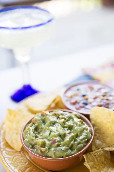 Fresh Guacamole with Chips — Stock Photo, Image