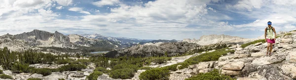 Female hiker. — Stock Photo, Image