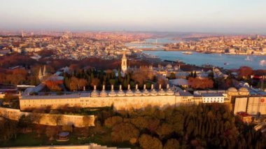 İstanbul 'daki Topkapı Sarayı' nın havadan görünüşü. Türkiye 'de görüntü