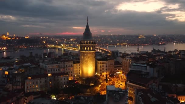 High angle view of illuminated Galata tower in Istanbul at night — Stockvideo